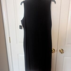 Elle Classic Black Midi Dress